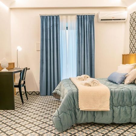 Community Rooms & Wine Favara Ngoại thất bức ảnh