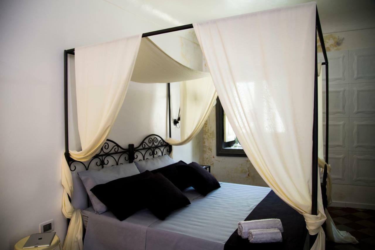 Community Rooms & Wine Favara Ngoại thất bức ảnh